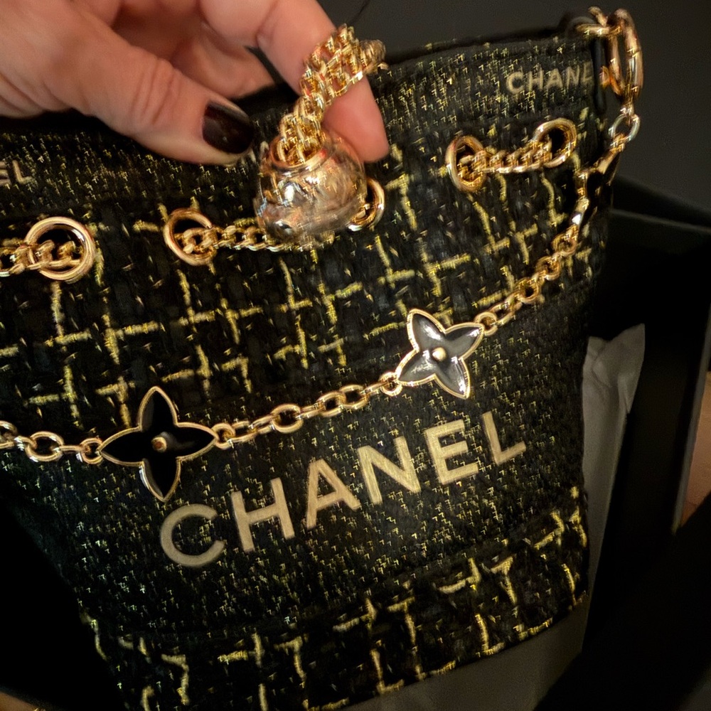 Chanel Black and Gold Mini Bag VIP / GWP With Charms - Picture 5 of 10